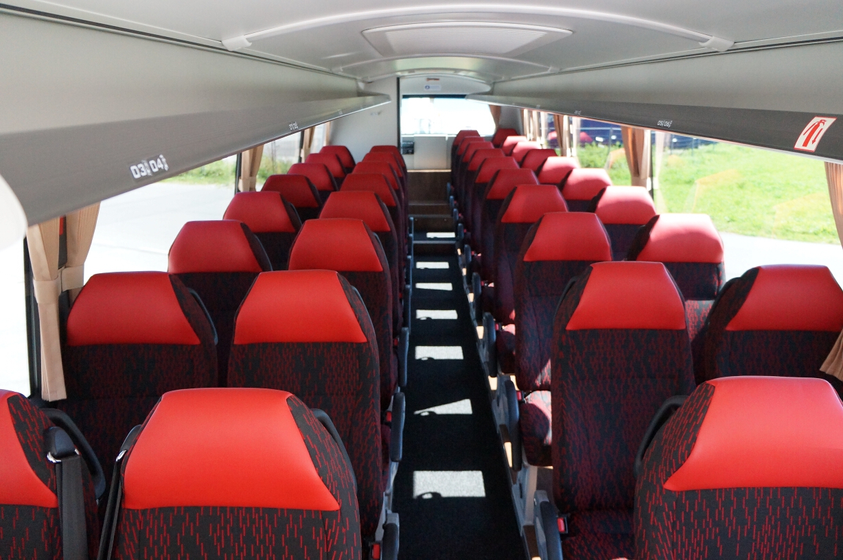 Bus vor Atomium