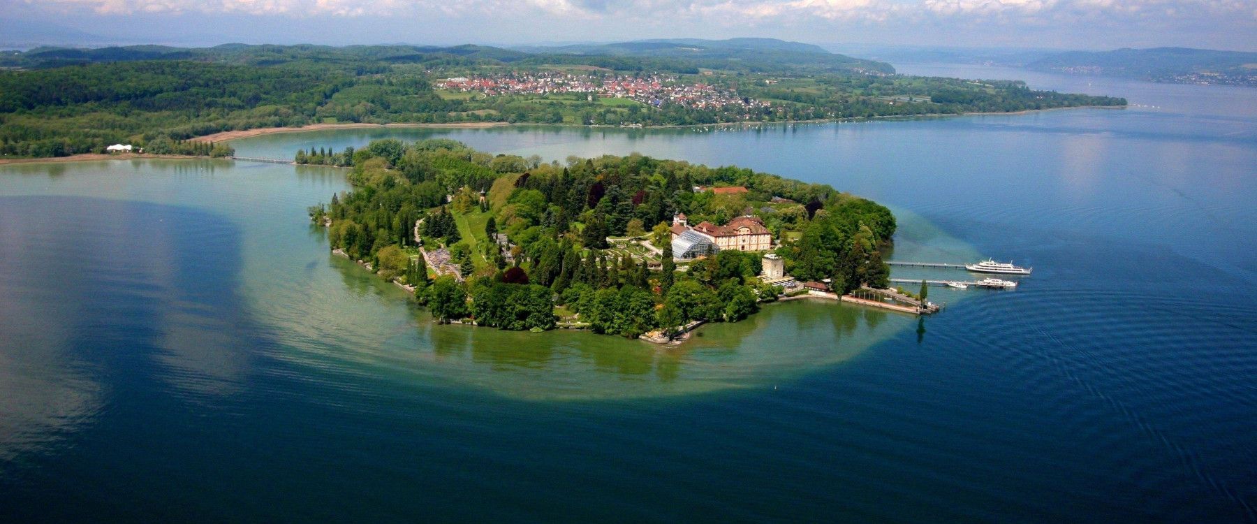 Blumeninsel Mainau Busreise mit Rheinfällen Schaffhausen