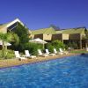 crown-plaza-hotel-3