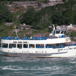 niagara_falls4_maid_of_the_mist